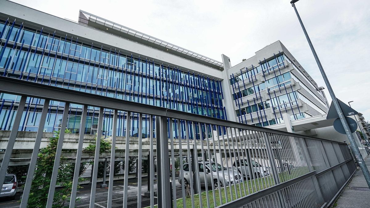 Torino, manifestanti Pro Pal assaltano la redazione de "La Stampa"