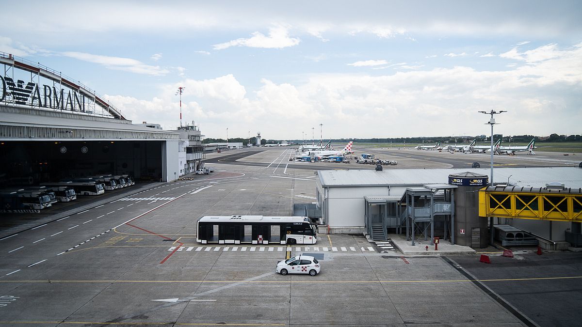 milano linate allarme da velivolo privato scalo fermo per mezz ora