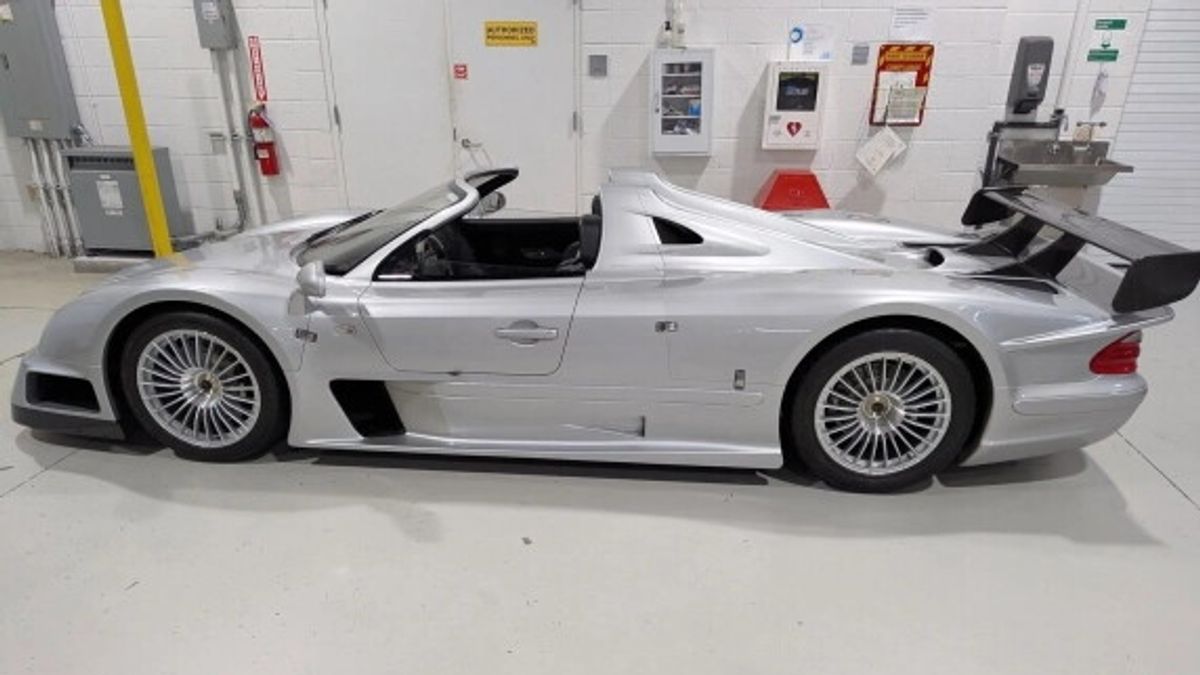 La Mercedes CLK GTR Roadster da 13 milioni sequestrata a un ...