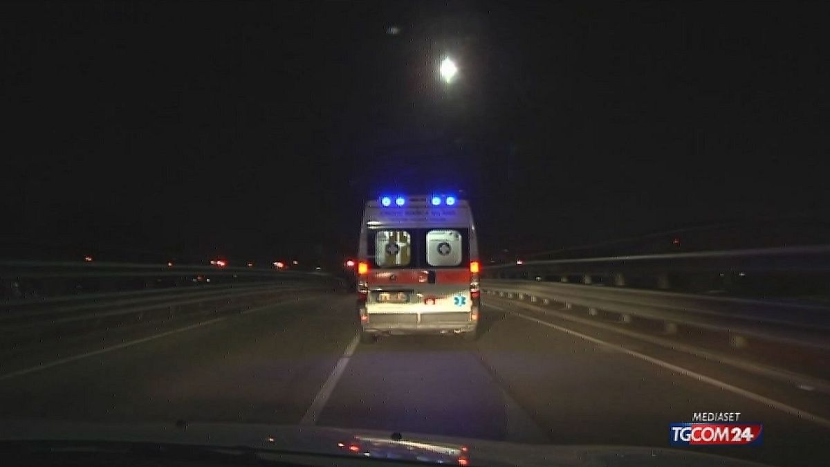 Ravenna, scontro fra tre auto: una morta e due feriti