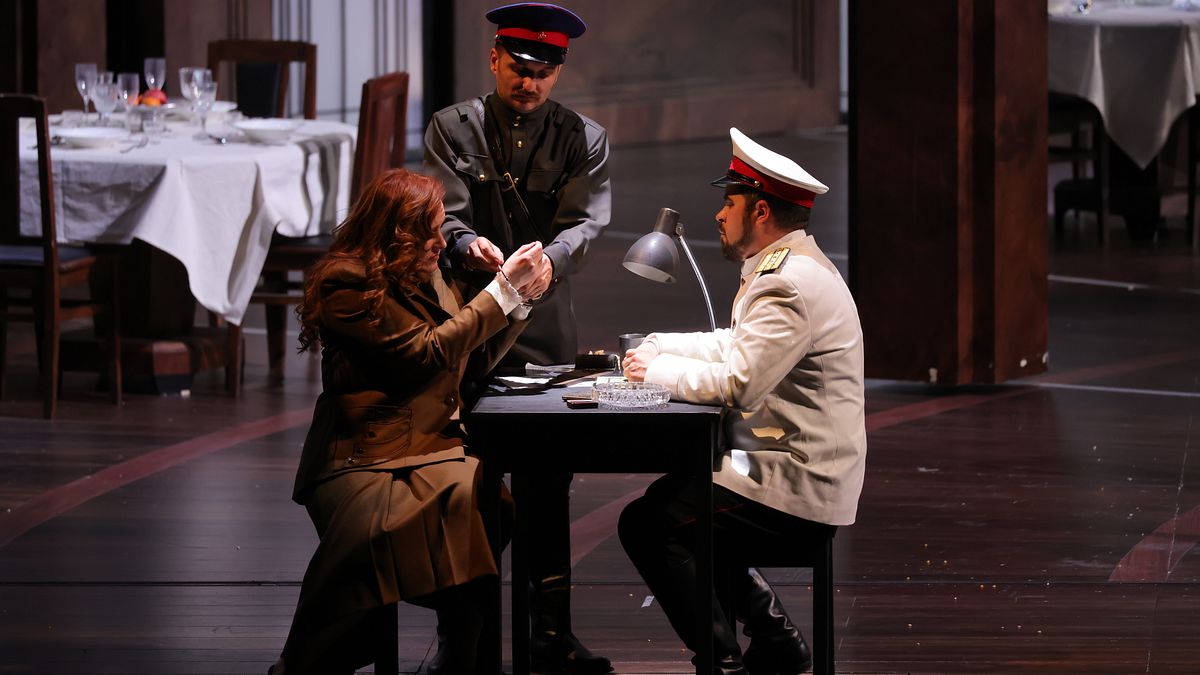 Shostakovich'in Lady Macbeth'i Milano'daki La Scala'da 30 Yaş Altıları fethetti