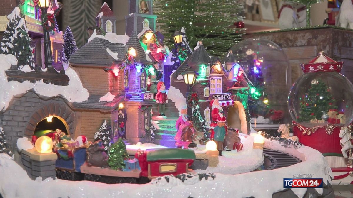 Firenze, torna il giocattolo sospeso