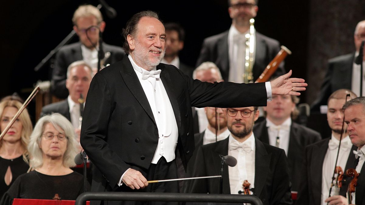 “Çok yakında kürsüye döneceğim”