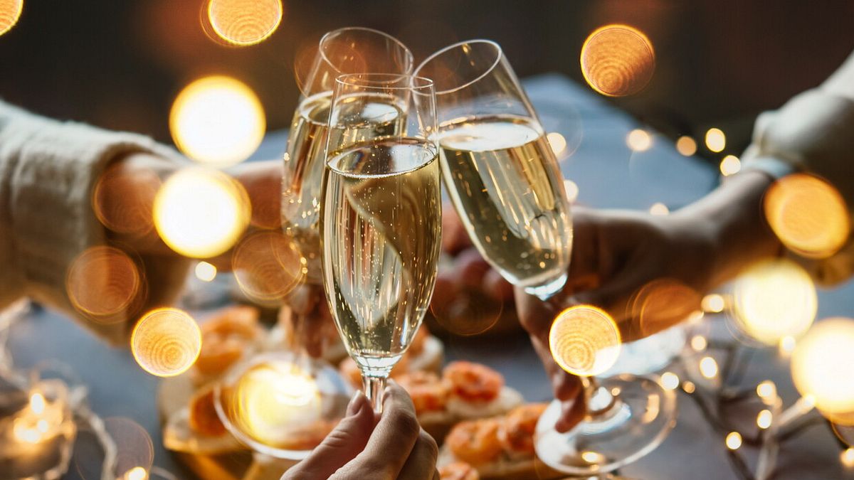 Yılbaşı yemeği, gelenek veya yeni tarzlar, mükemmel menü