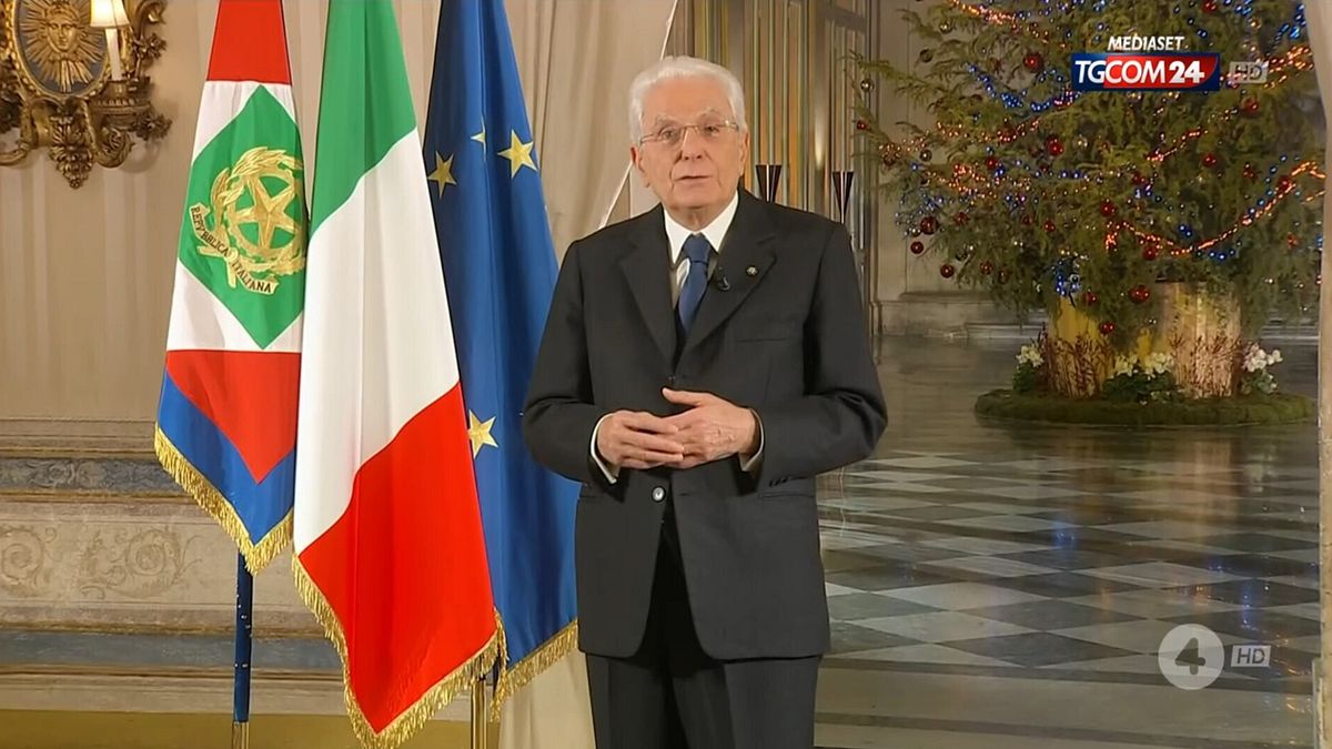 Mattarella yıl sonu konuşması hazırlıyor ve gençlere odaklanıyor