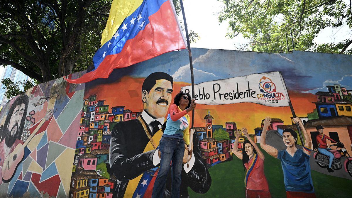 ABD, var olmayan bir kartelin başı olan Maduro'yu suçluyor