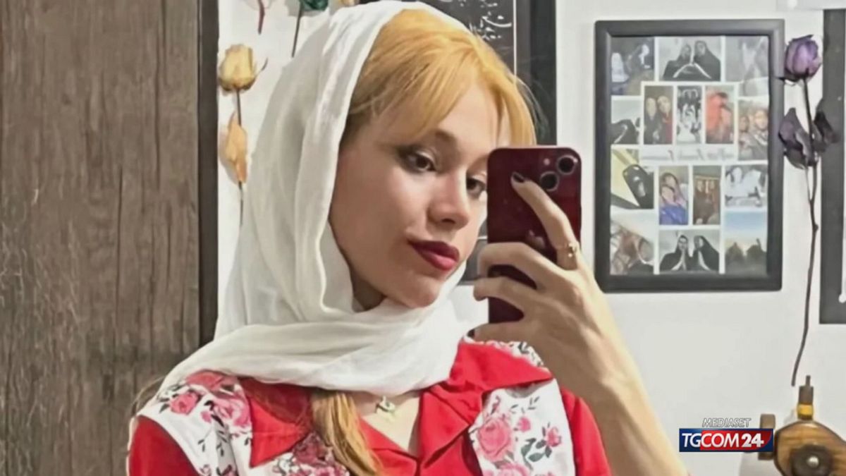 Proteste Iran, Rubina uccisa alle spalle: chi era la 23ennecurda