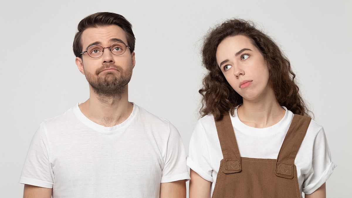 kırmızı, yeşil ve hatta bej