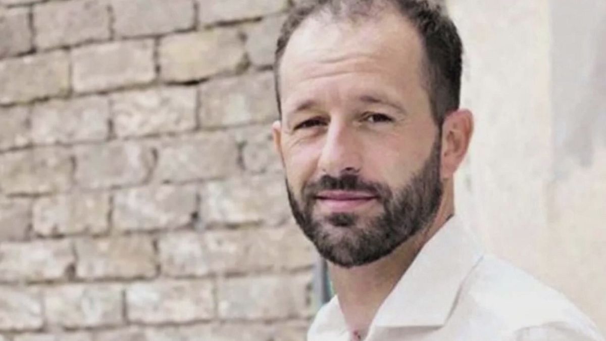 Anguillara, Carlomagno ha saputo del suicidio dei genitori: "Voglio uccidermi ma non ho il coraggio"