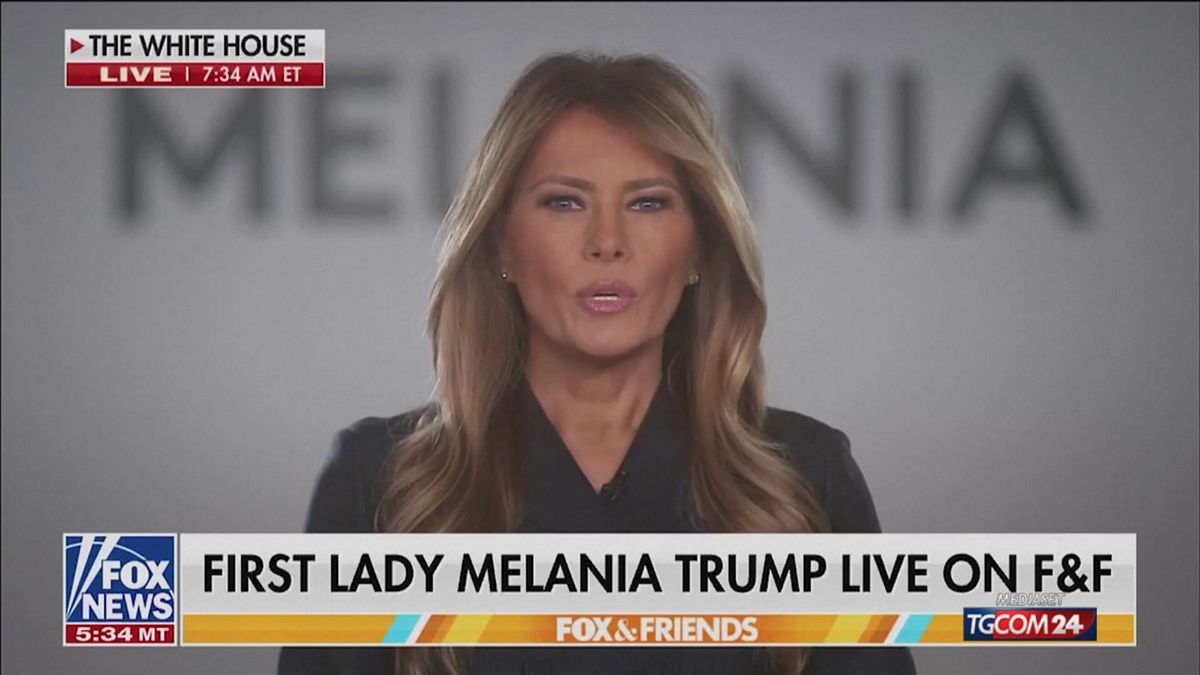 Minneapolis, Melania Trump richiama all'unità: 