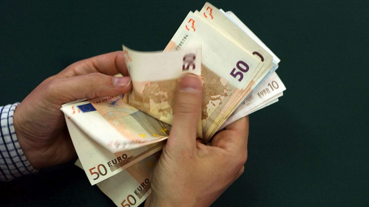 Istat, güven Ocak'ta hem tüketiciler hem de işletmeler açısından arttı