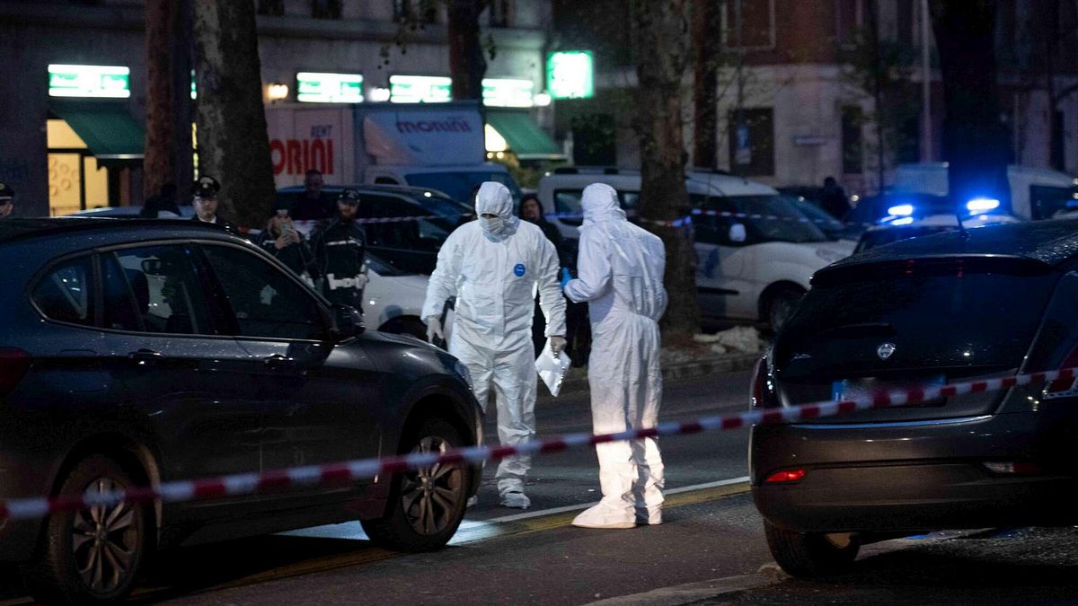 Sparatoria a Milano, è morto in ospedale il 30enne cinese ferito dalla polizia