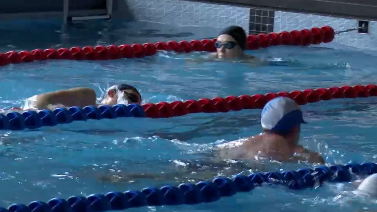 Milano capitale dello sport, ma non per tutti: il caos piscine