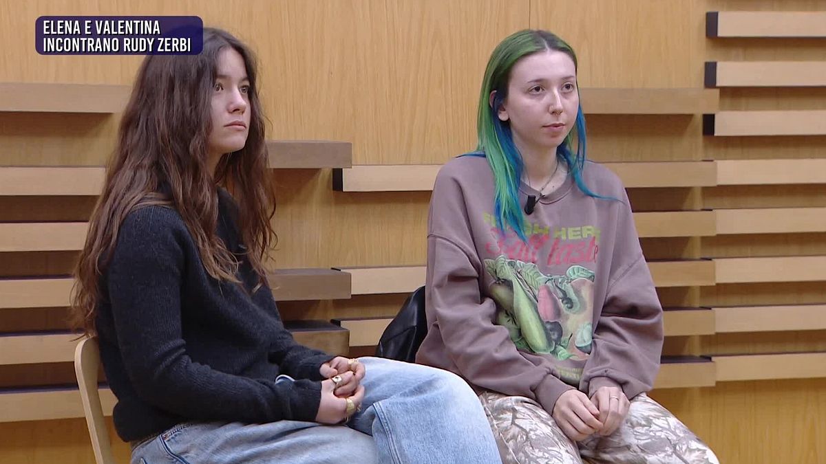 Arkadaşlar, Elena ve Valentina takım değiştiriyor