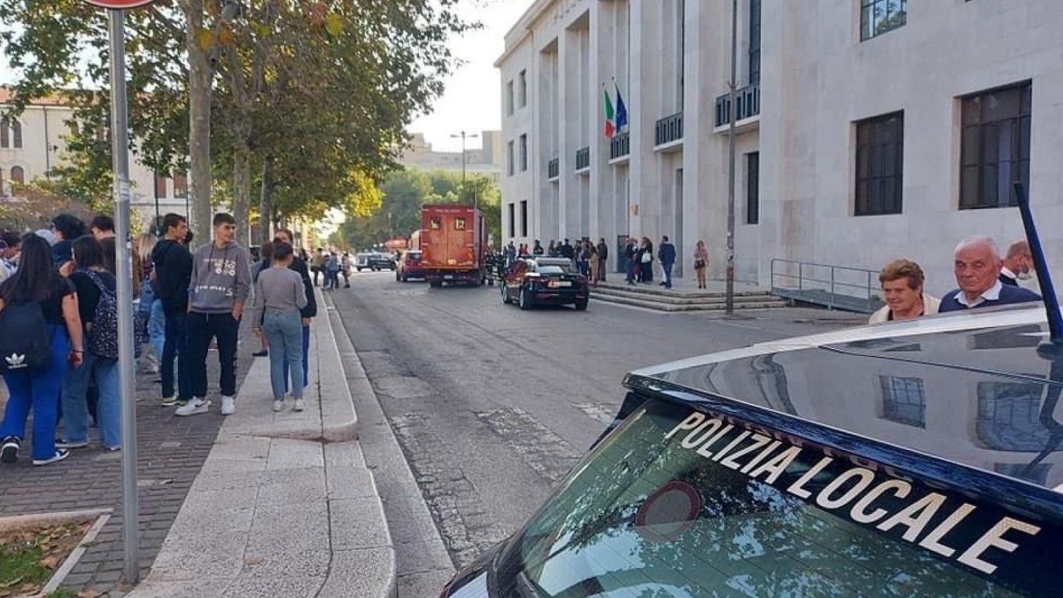 Foggia, docente rimprovera l