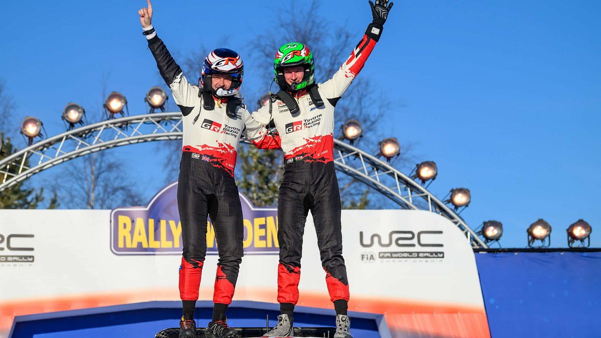 Evans domina il Rally di Svezia e va in testa al mondiale