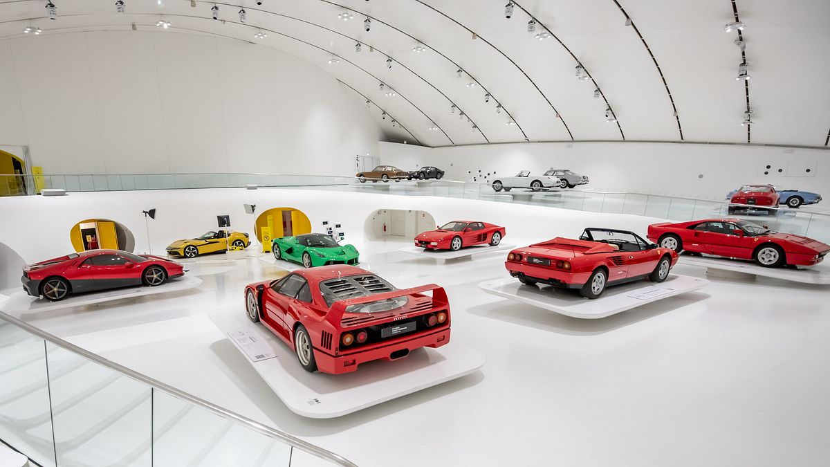 Le Ferrari di rockstar e rapper in mostra a Modena