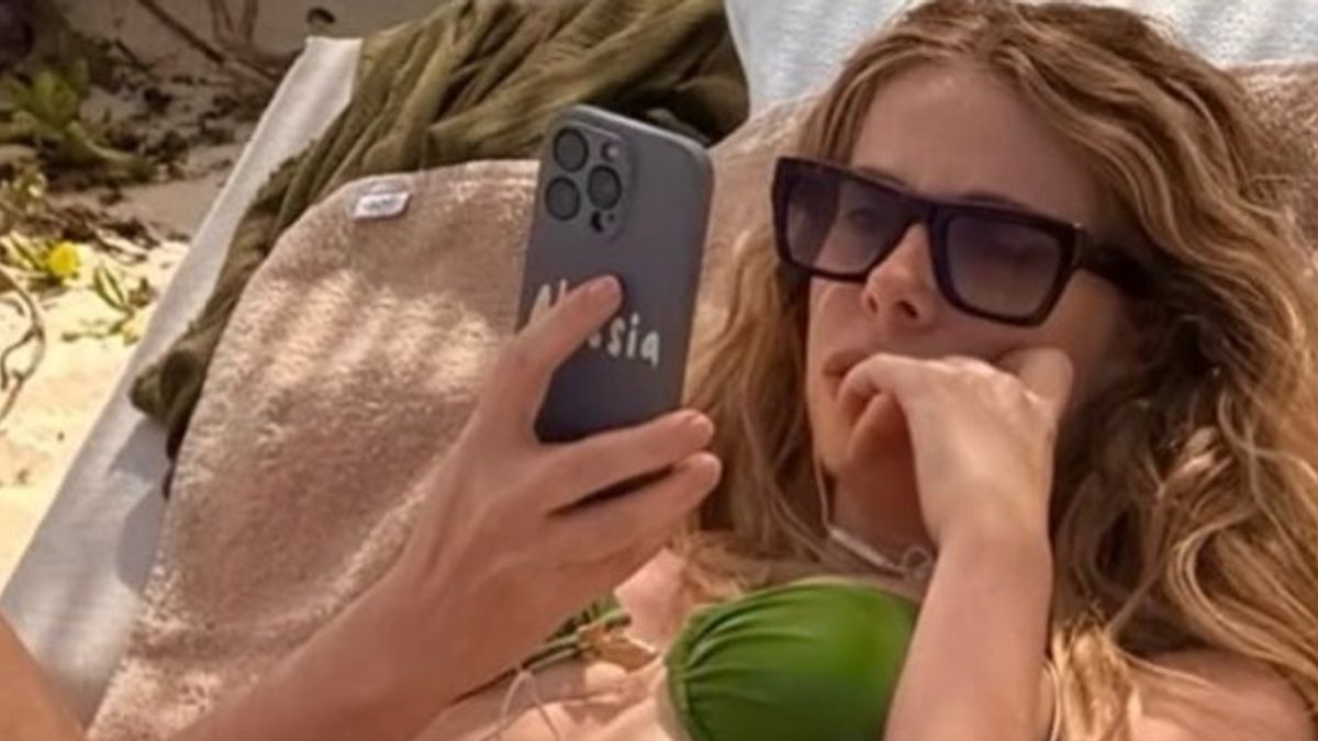 Alessia Marcuzzi, Mia ve Tommy ile Karayipler'e kaçış hayali