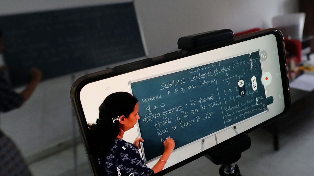 Palermo, truffa sui fondi Ue: a giudizio dieci tra insegnanti e personale di una scuola