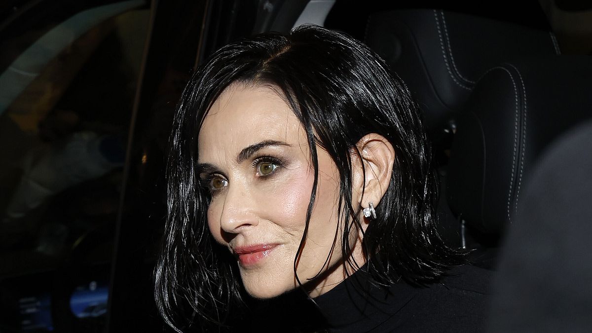 Demi Moore Milano'da, ne büyük bir kafa kesimi ve… ağırlık