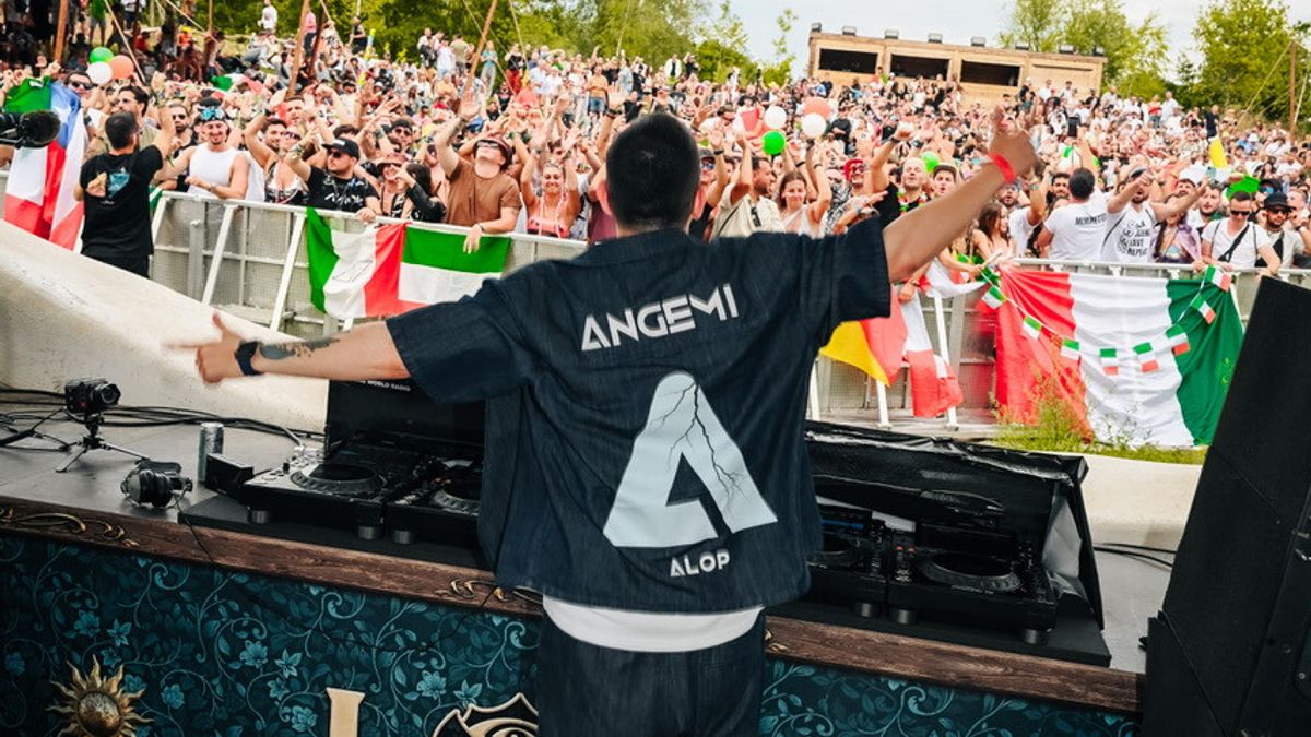 ANGEMI TOMORROWLAND BELÇİKA'nın ana sahnesine geri dönüyor