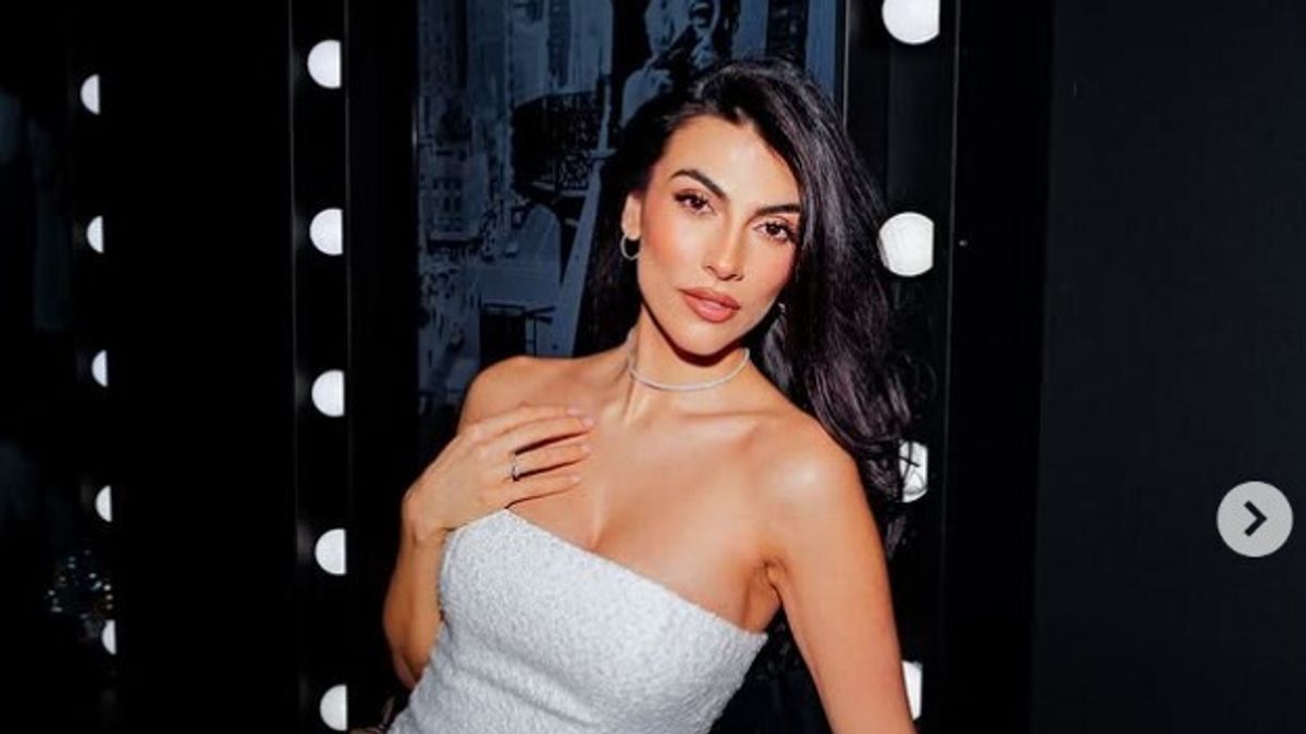 Giulia Salemi tiyatroda geçirdiği 25 yılın ardından “küçük kız kardeşini” buldu