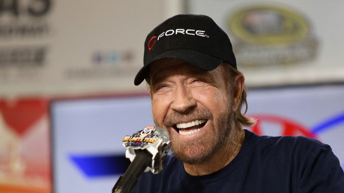 Morto Chuck Norris: attore ed ex campione del mondo di karate, aveva 86 anni