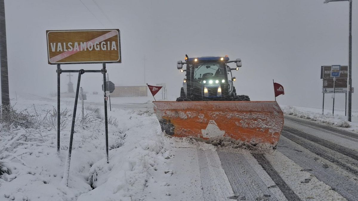 İtalya'da bugün kötü hava, rüzgar ve kar uyarısı: canlı yayın