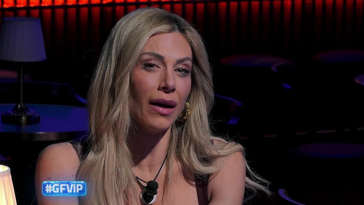 Big Brother VIP, Paola Caruso oğlunun hastalığını yeniden yaşıyor