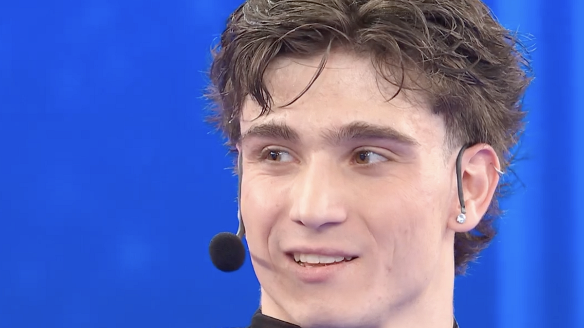 “Amici 25”, Simone yetenek yarışmasında elenen dördüncü oldu