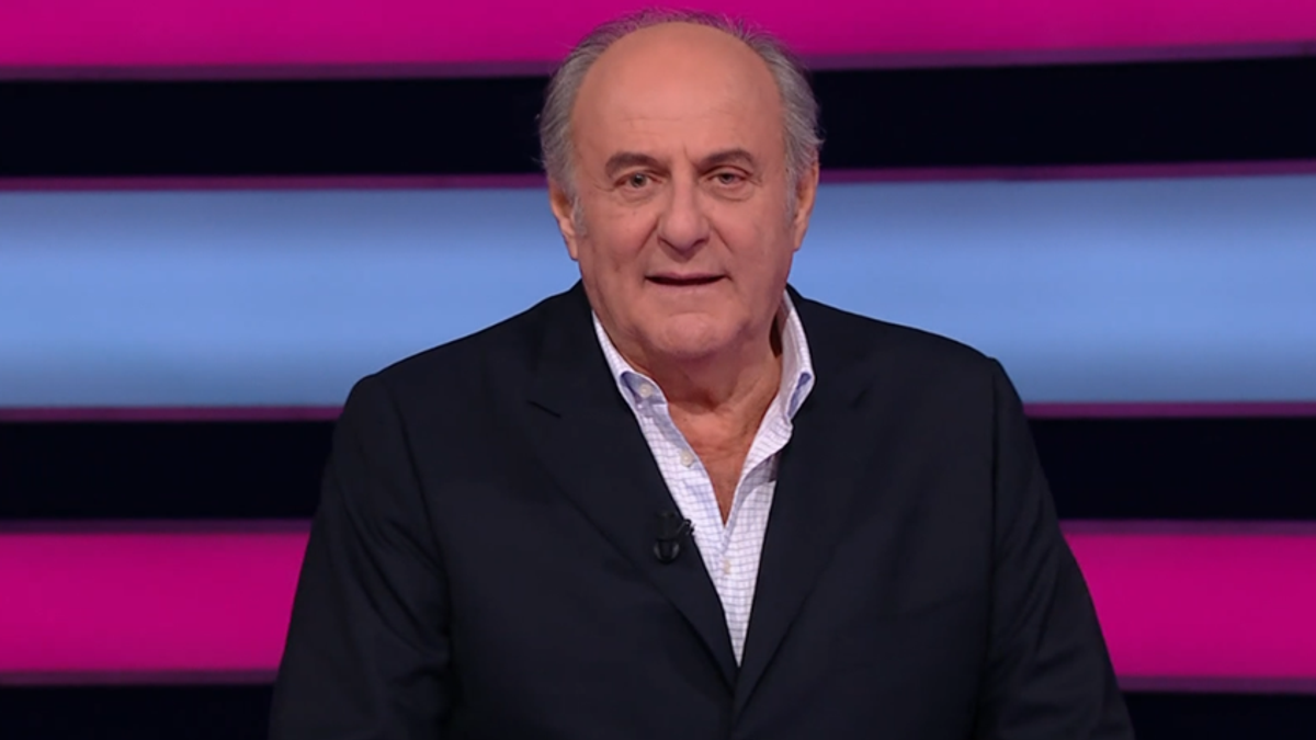 Gerry Scotti si scusa per la battuta sugli insegnanti di sostegno