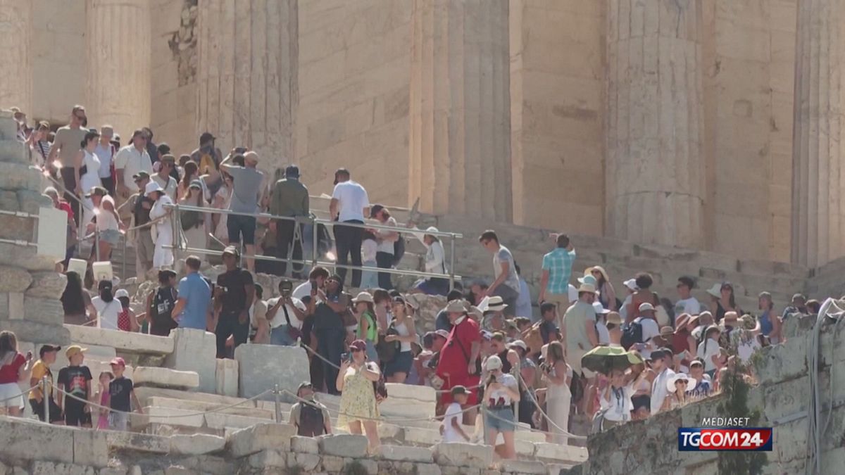 Atina belediye başkanı aşırı turizme karşı: “Kısıtlamalara ihtiyaç var”