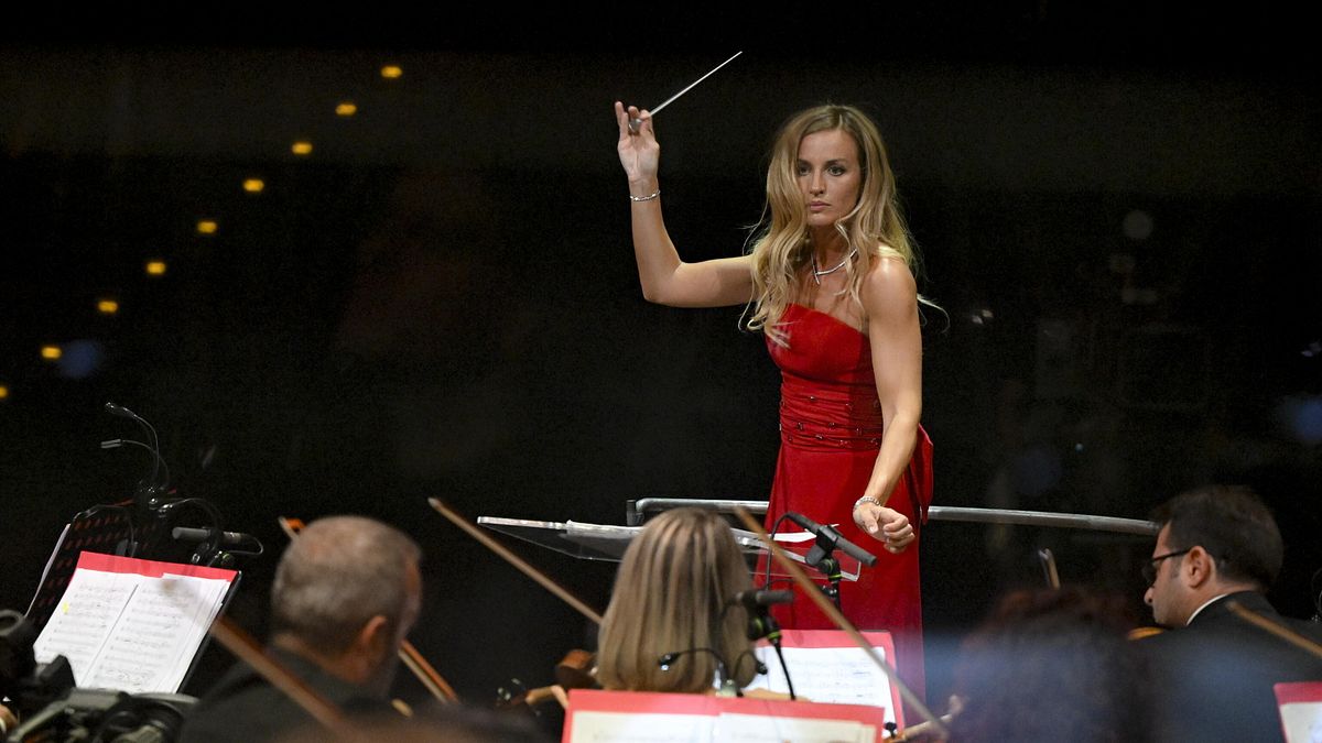 La Fenice, Beatrice Venezi ile işbirliğini iptal etti
