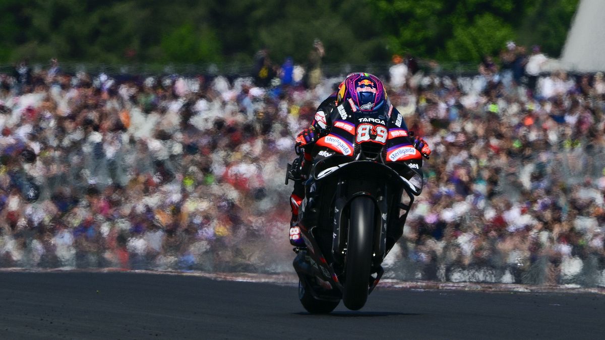 Impresa-Sprint di Martin a Le Mans, Bagnaia e Bezzecchi sul podio