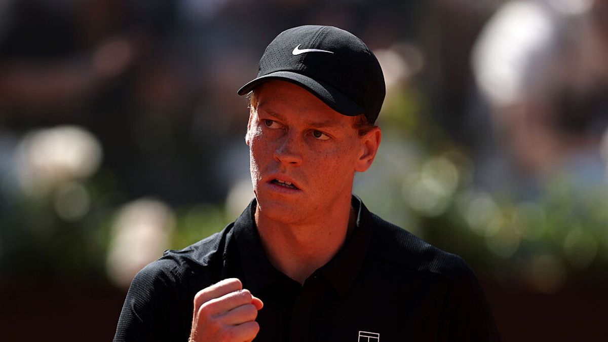 Tennis, Internazionali d'Italia: Sinner vola agli ottavi, sarà derby con Pellegrino
