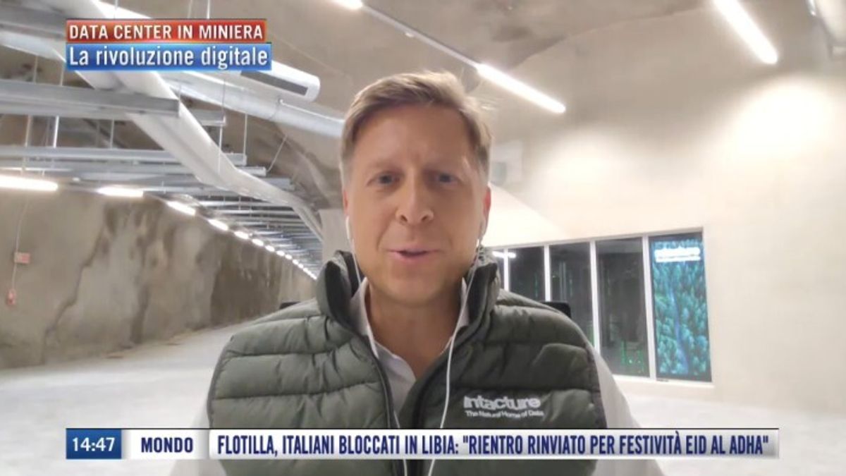 Val di Non'daki bir dağın içindeki veri merkezi