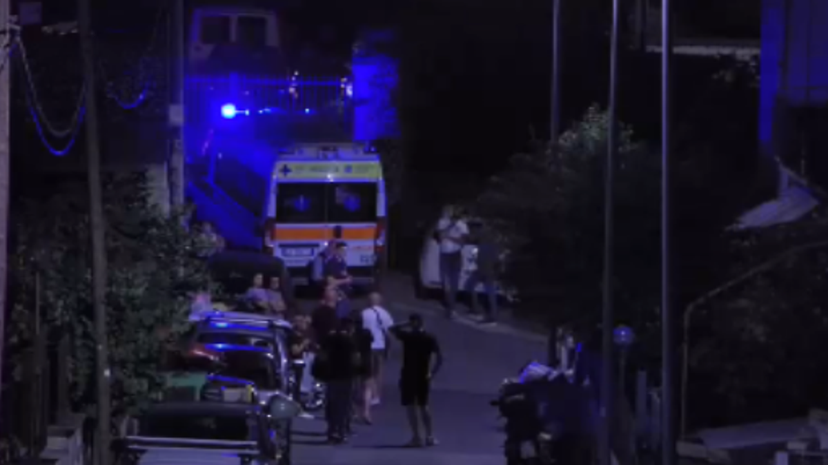 Roma, rimprovera il vicino per la spazzatura: ucciso con una coltellata