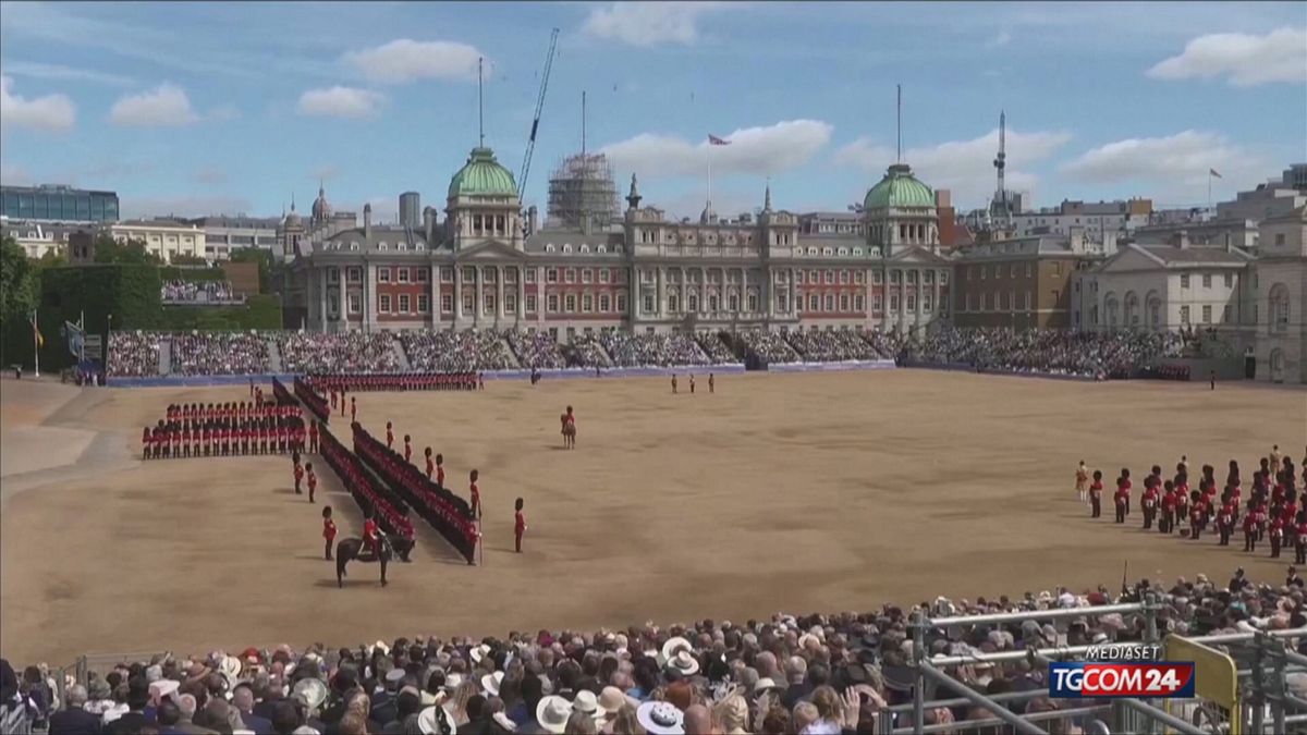 Renkleri Birleştiren Büyük Britanya, Kral Charles'ın doğum gününü kutluyor