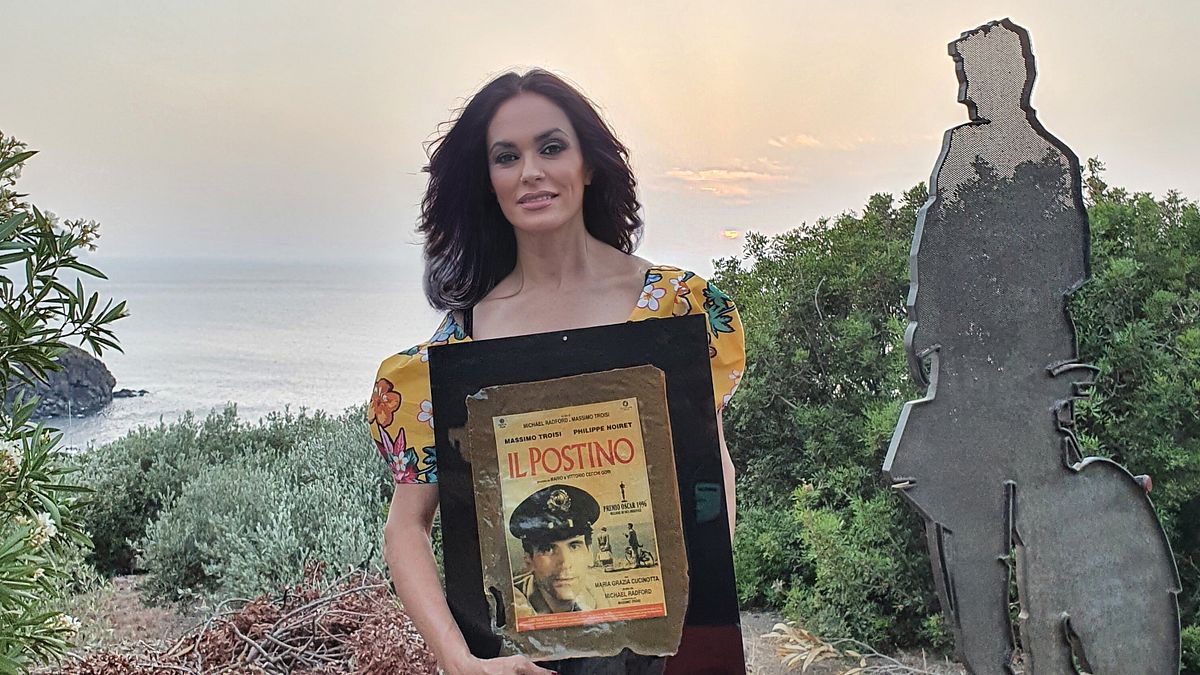 Massimo Troisi Ödülü, Salina sinemanın başkenti