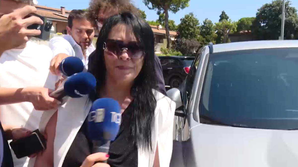 Pierina cinayeti, Manuela Bianchi “uyku ilacının kötüye kullanılması” nedeniyle hastaneye kaldırıldı
