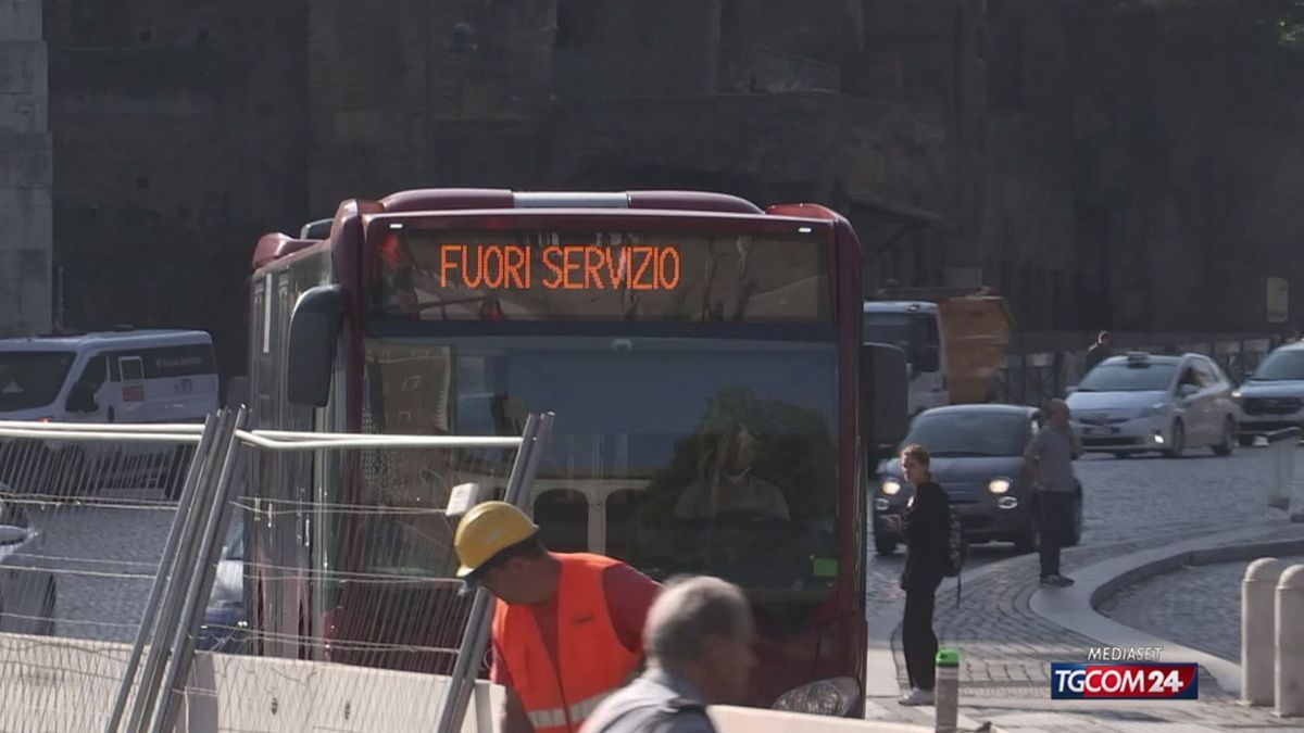 Dai treni alla scuola: il calendario degli scioperi di ottobre
