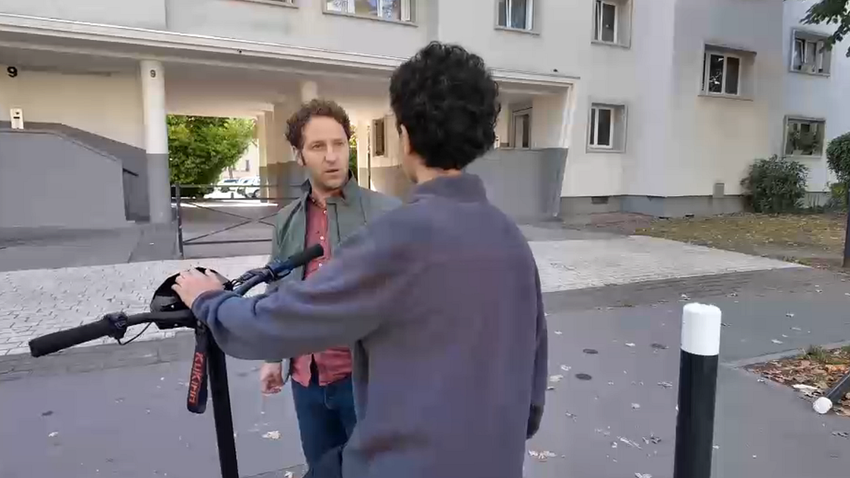 Saint Denis, viaggio nella banlieue a nord di Parigi assediata dalle proteste