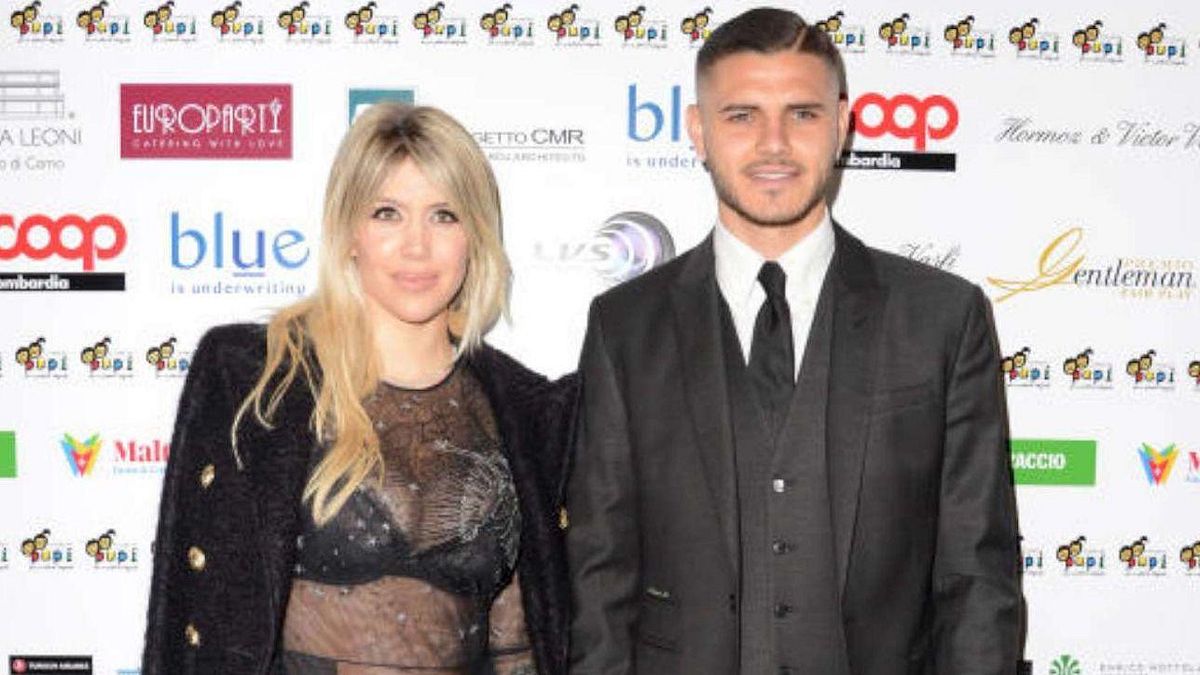 Wanda Nara mezza nuda alla festa di beneficenza con Icardi - Tgcom24