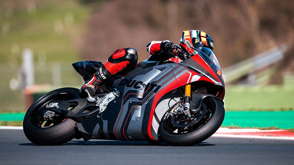 La Ducati per la MotoE in pista a Vallelunga con De Angelis - SportMediaset
