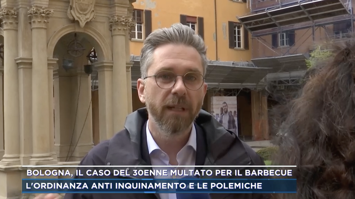 Bologna, multa di 200 euro per il barbecue nel giardino