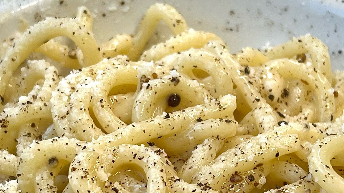 Tonnarelli cacio e pepe dello chef Danilo Pelliccia