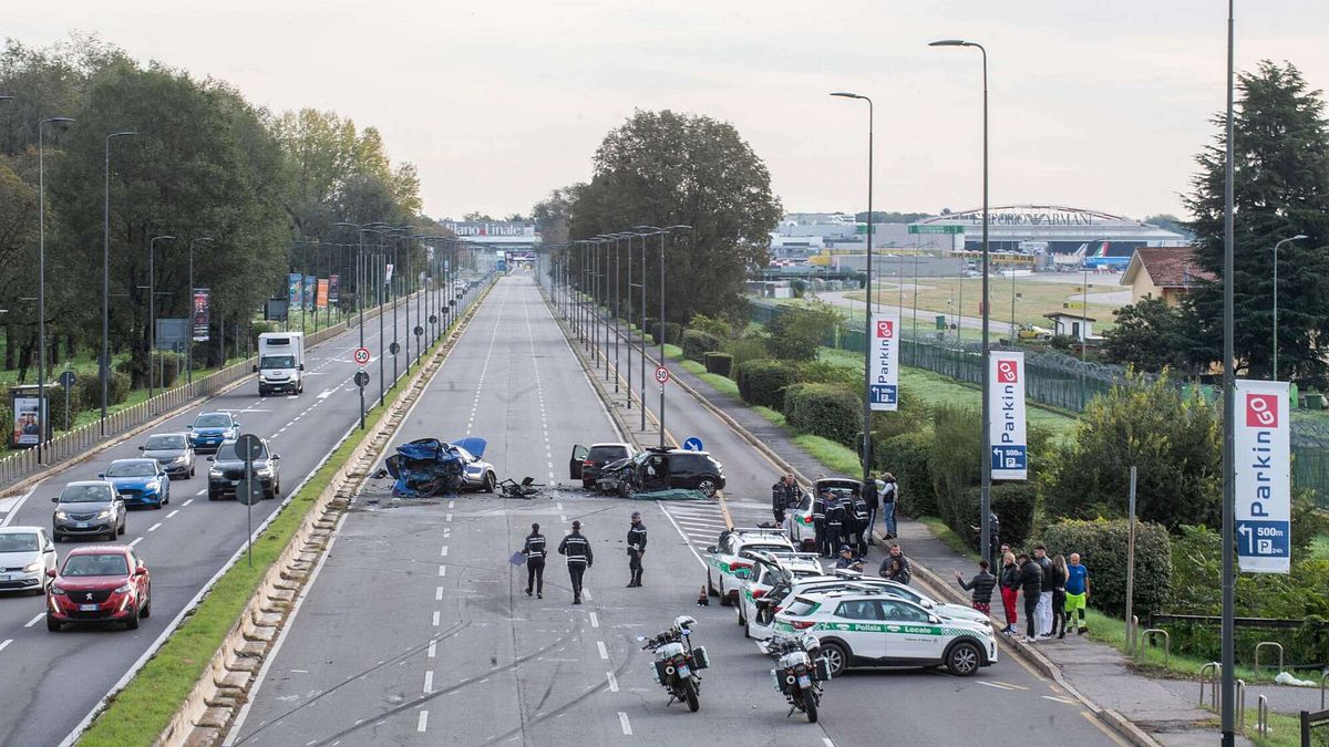 Fotogallery - Grave incidente stradale a Milano