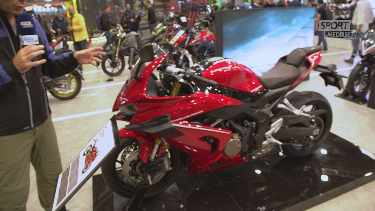 QJMOTOR SRK 800 RR - SportMediaset