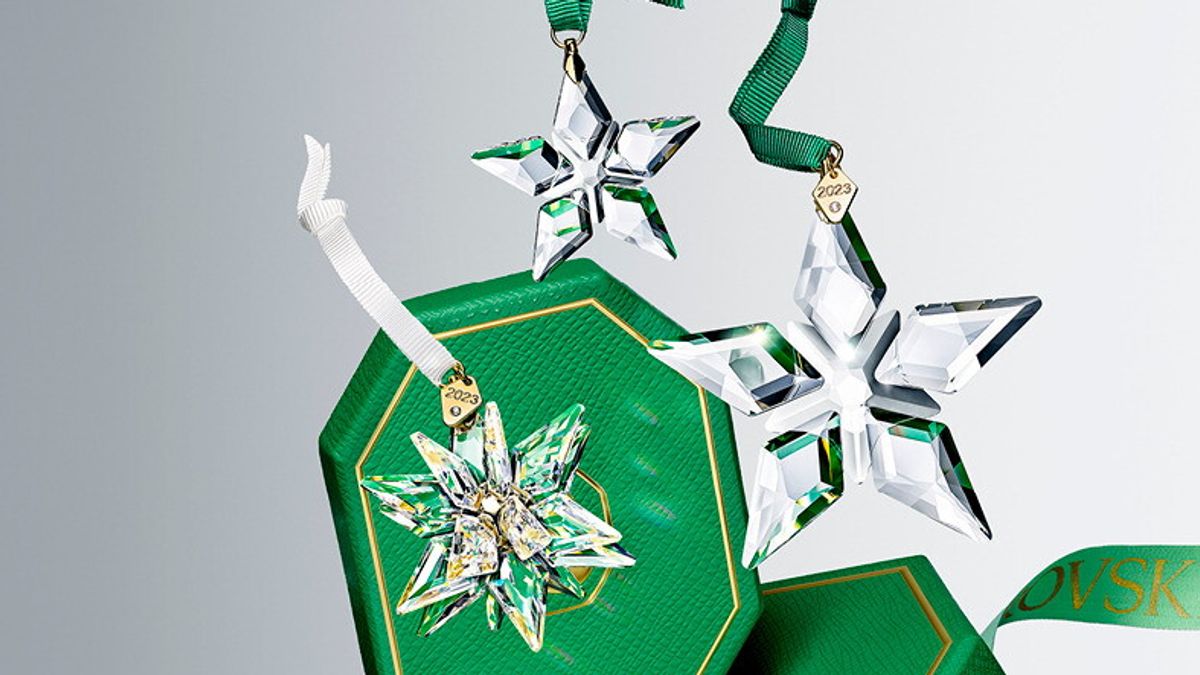 Acquista Orecchini premium alla moda da donna Orecchini super scintillanti in lega di cristalli