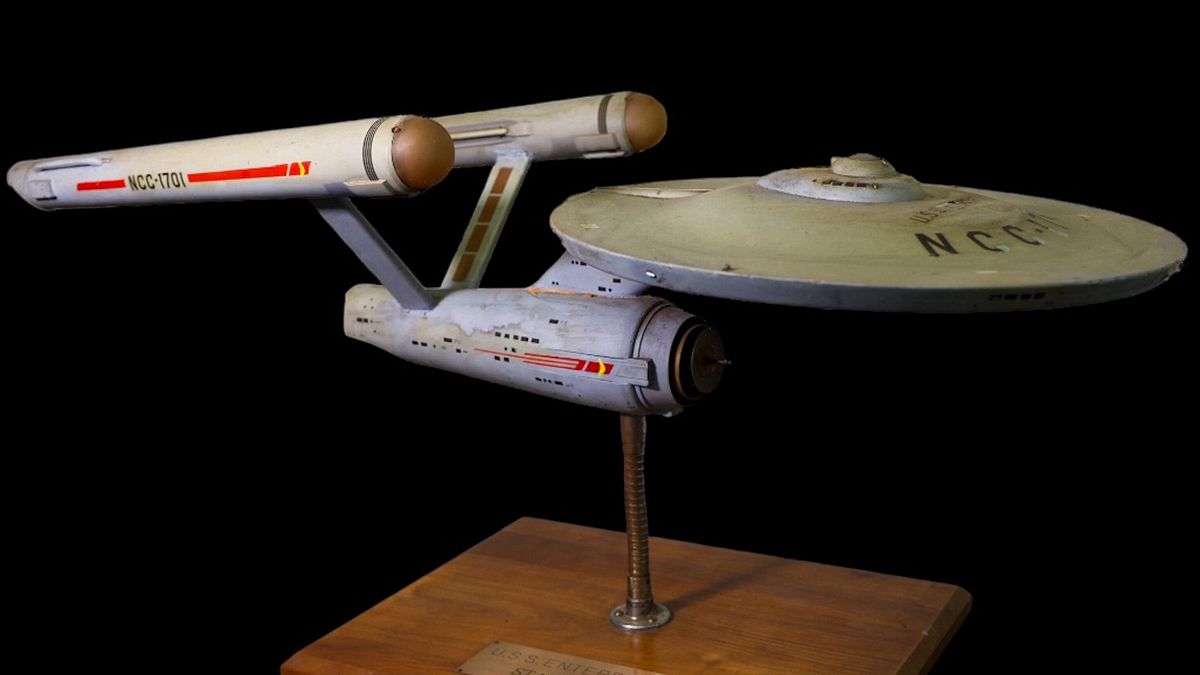 Primo modello Enterprise di 